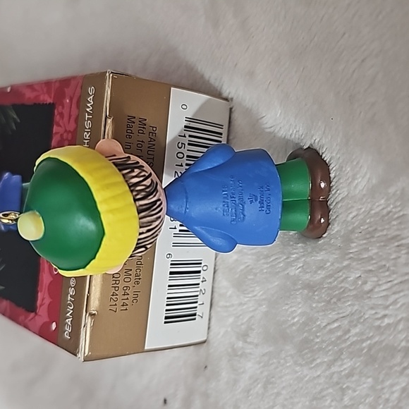LINUS HALLMARK ORNAMENT PEANUTS A CHARLIE BROWN CHRISTMAS HANDCRAFTED 1995 - Picture 6 of 9